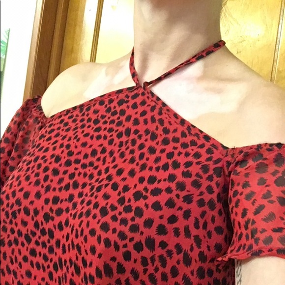 Red animal print off the shoulder dress - Picture 2 of 3